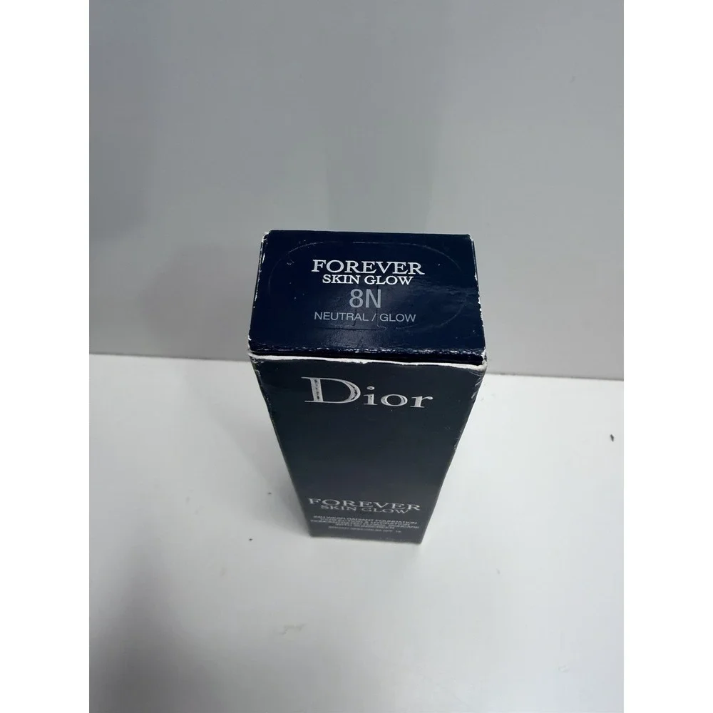 Dior Forever‎ Skin Glow 24h Wear Radiant Foundation - 8N